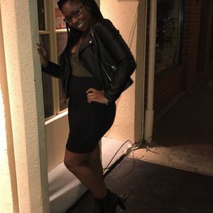 Meet your Posher, Precious